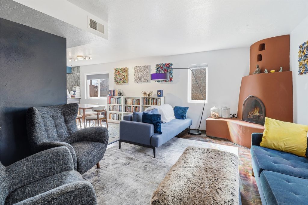 1629 Calle de Oriente Norte, Santa Fe, NM 87507