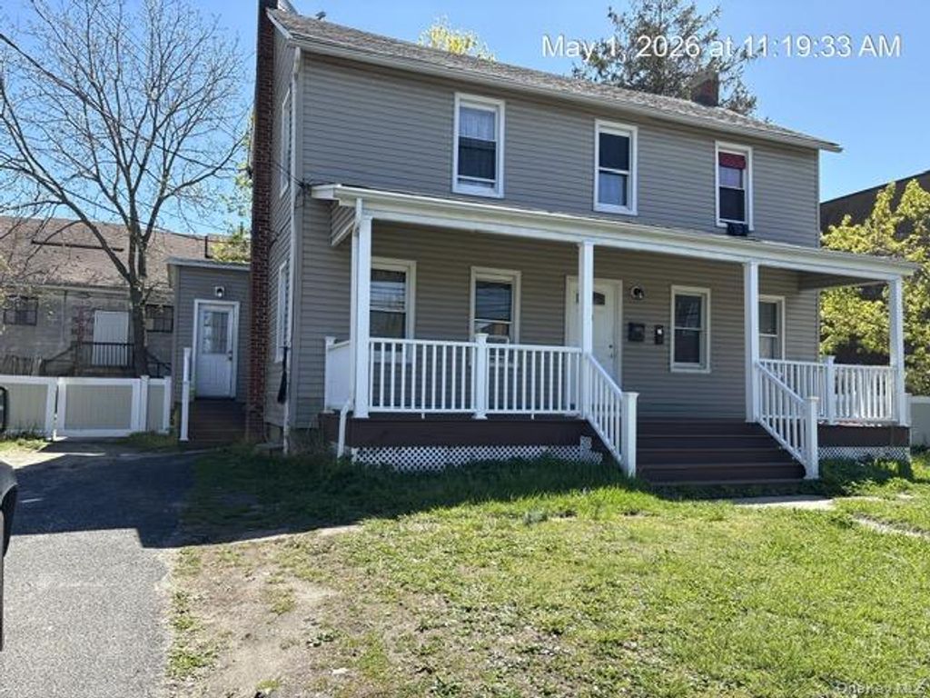 11 Bay Avenue, Patchogue, NY 11772