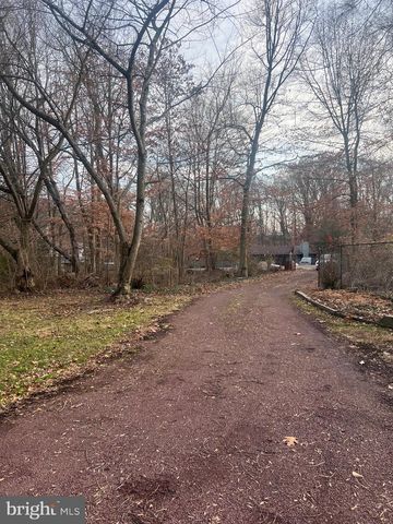 4403 E YATES RD, Bensalem, PA 19020