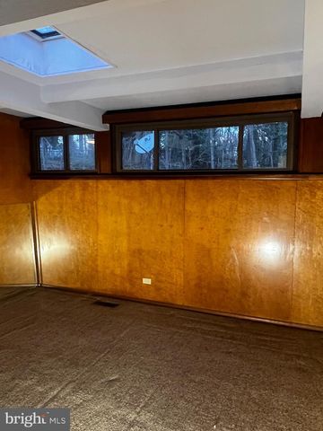 4403 E YATES RD, Bensalem, PA 19020