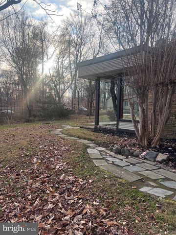 4403 E YATES RD, Bensalem, PA 19020