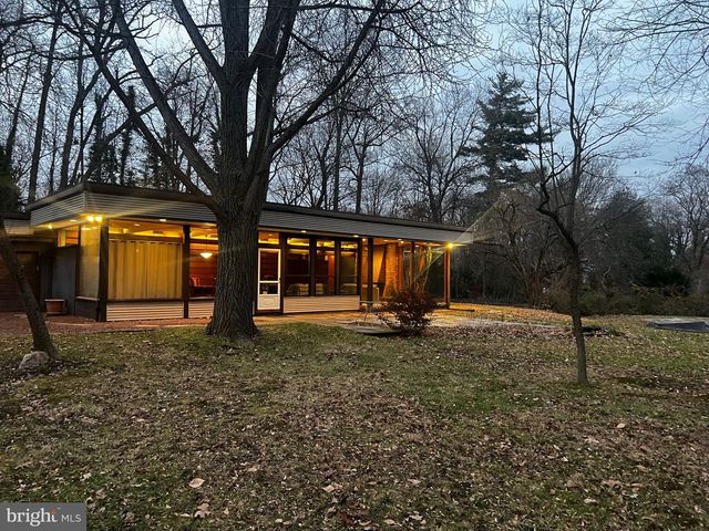 4403 E YATES RD, Bensalem, PA 19020