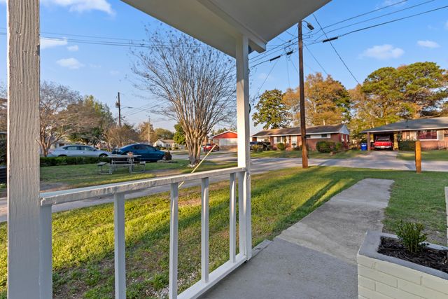 2710 Leola Street, North Charleston, SC 29405