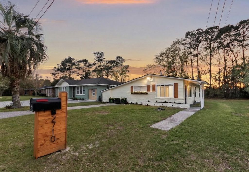 2710 Leola Street, North Charleston, SC 29405