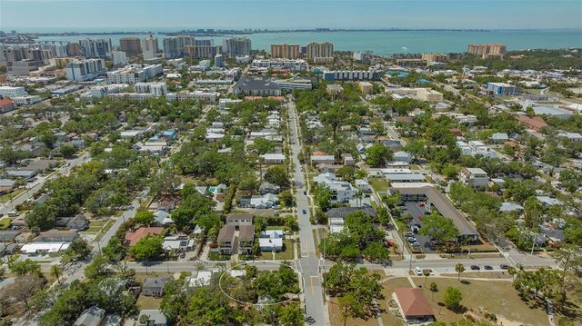 640 N OSPREY AVENUE, Sarasota, FL 34236