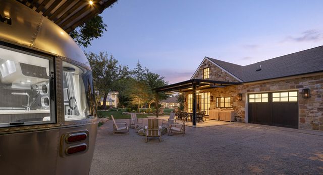 4506 Isabella Lane, Dallas, TX 75229