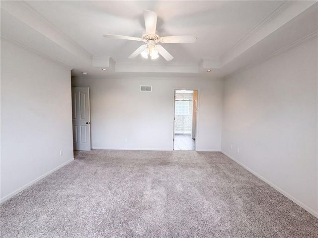 403 S Lakeshore Drive, Raymore, MO 64083