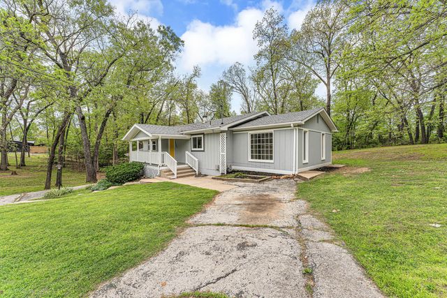 4859 S Roslyn Avenue, Springfield, MO 65804