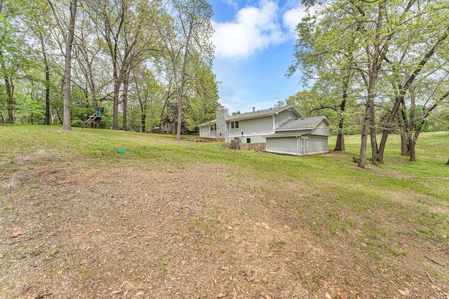 4859 S Roslyn Avenue, Springfield, MO 65804