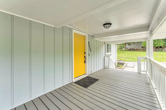4859 S Roslyn Avenue, Springfield, MO 65804
