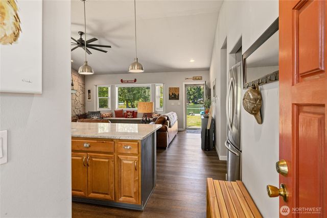 1250 Twin Lakes Road, Cle Elum, WA 98922