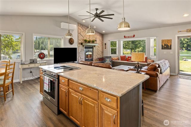 1250 Twin Lakes Road, Cle Elum, WA 98922