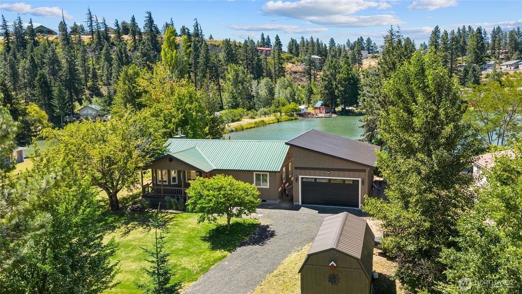 1250 Twin Lakes Road, Cle Elum, WA 98922
