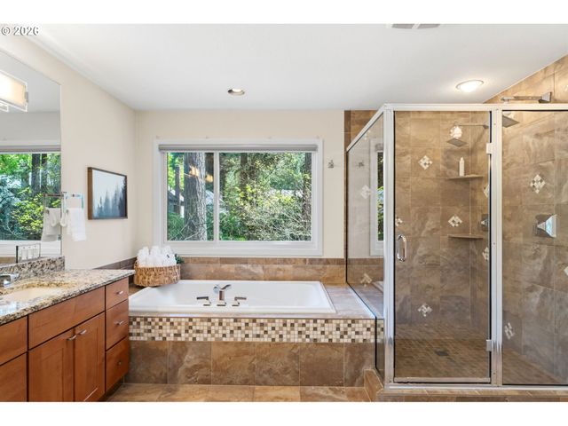 4140 MELISSA Dr, Lake Oswego, OR 97034