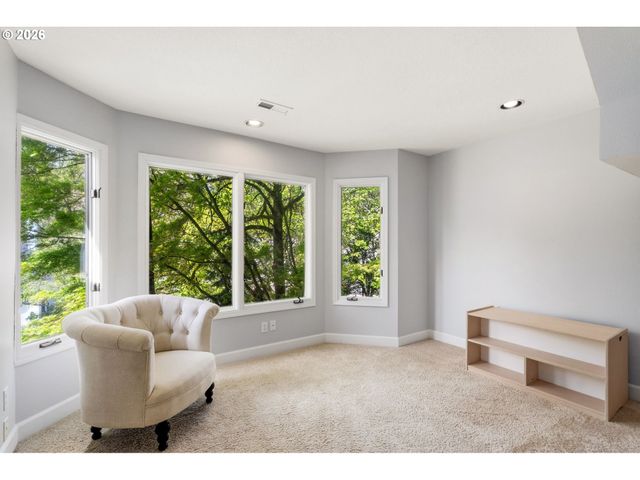 4140 MELISSA Dr, Lake Oswego, OR 97034