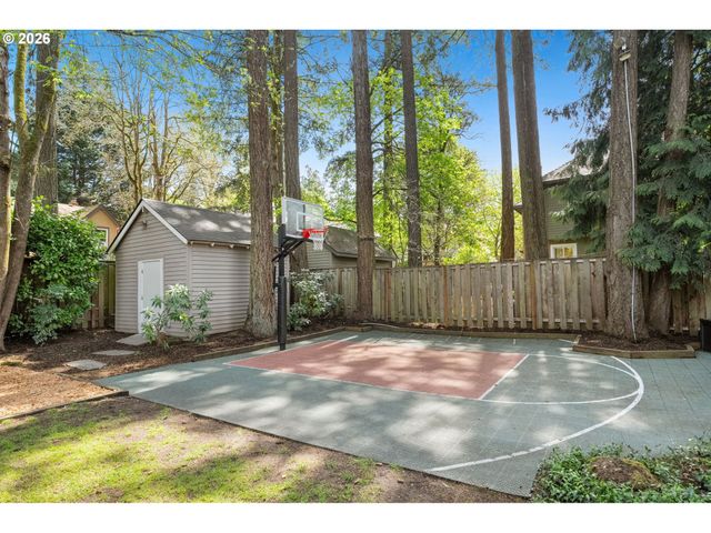 4140 MELISSA Dr, Lake Oswego, OR 97034