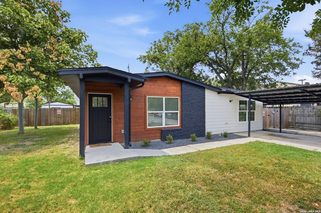 526 SPRINGWOOD LN, San Antonio, TX 78216
