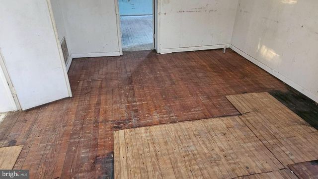 4102 GROVELAND AVE, Baltimore, MD 21215