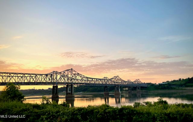 101 Riverside Street, Vidalia, LA 71373