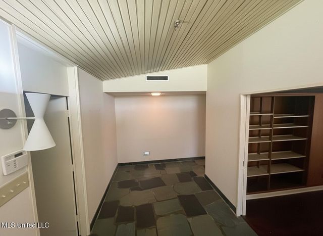 101 Riverside Street, Vidalia, LA 71373