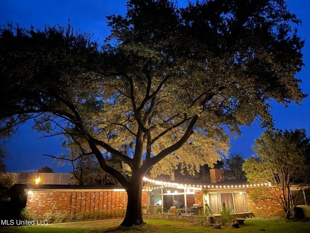 101 Riverside Street, Vidalia, LA 71373