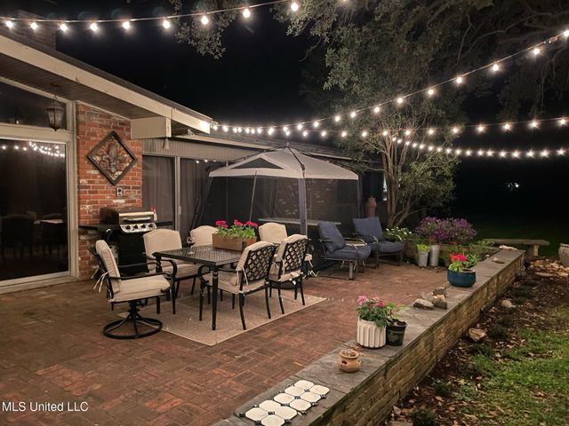 101 Riverside Street, Vidalia, LA 71373