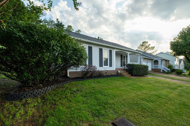 5148 Village Trce, Nashville, TN 37211
