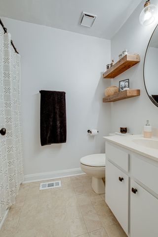 5148 Village Trce, Nashville, TN 37211