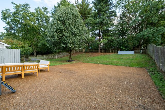 5148 Village Trce, Nashville, TN 37211