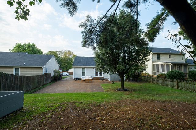 5148 Village Trce, Nashville, TN 37211