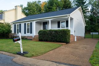 5148 Village Trce, Nashville, TN 37211