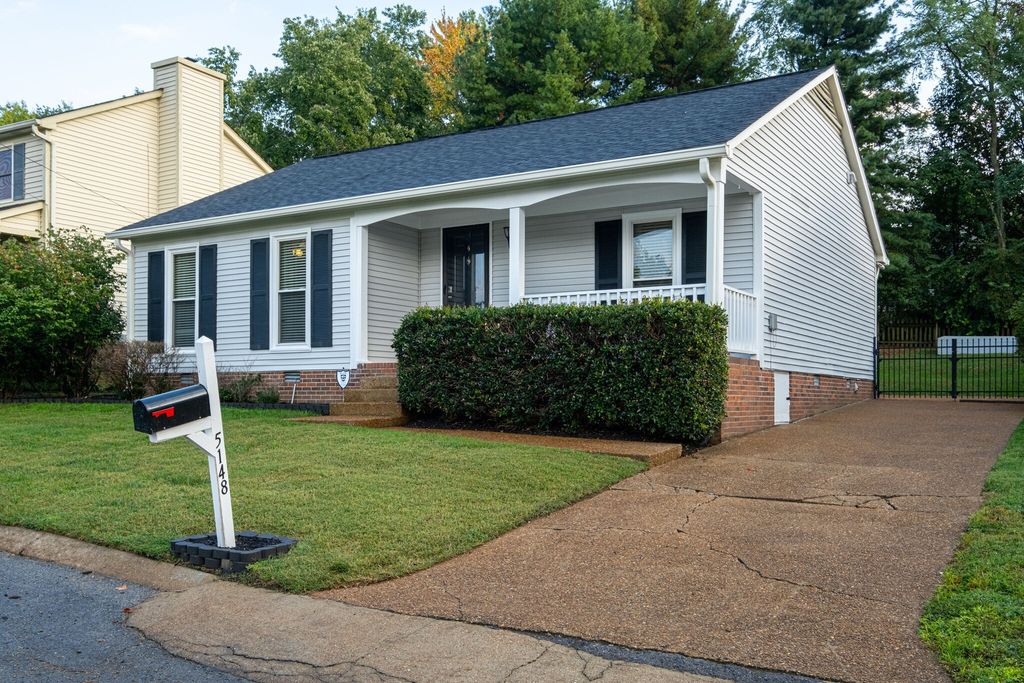 5148 Village Trce, Nashville, TN 37211