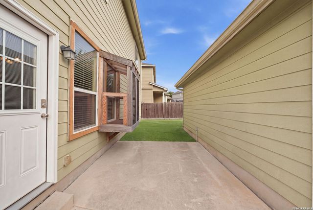 304 Tumbleweed Run, Cibolo, TX 78108