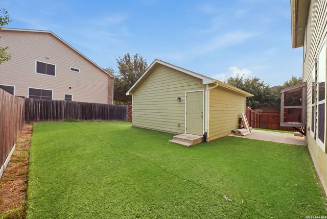 304 Tumbleweed Run, Cibolo, TX 78108