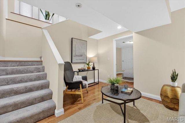 4317 Maryland Avenue 1E, St Louis, MO 63108