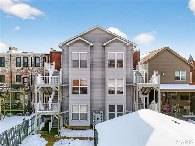 4317 Maryland Avenue 1E, St Louis, MO 63108