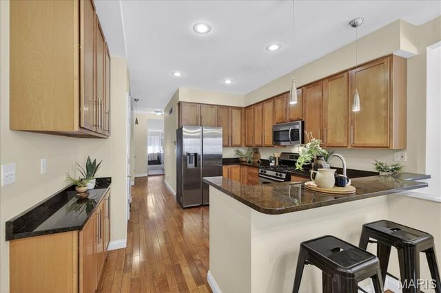 4317 Maryland Avenue 1E, St Louis, MO 63108