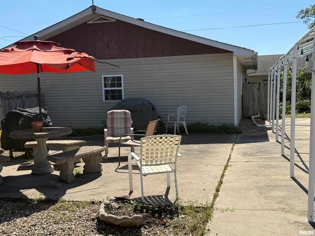 204 W Gelston Street, Valier, IL 62891