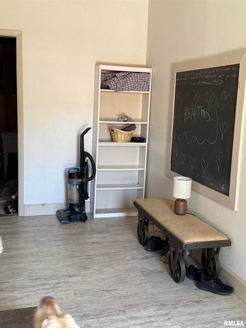 204 W Gelston Street, Valier, IL 62891