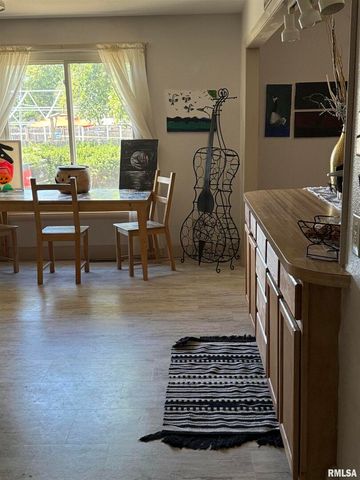 204 W Gelston Street, Valier, IL 62891