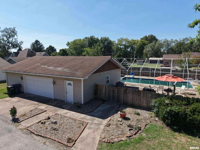 204 W Gelston Street, Valier, IL 62891