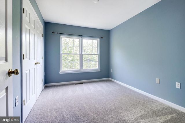23014 FONTWELL SQ, Sterling, VA 20166
