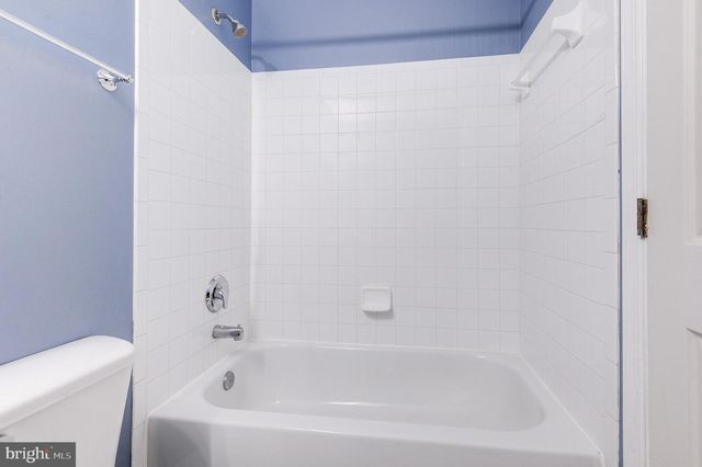 23014 FONTWELL SQ, Sterling, VA 20166