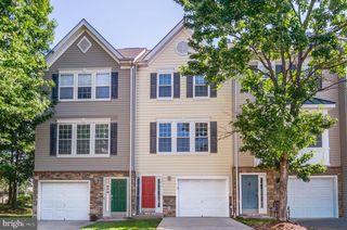 23014 FONTWELL SQ, Sterling, VA 20166