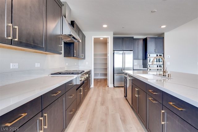 10312 Peako Hills Avenue, Las Vegas, NV 89166