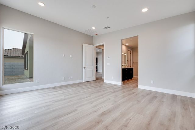 10312 Peako Hills Avenue, Las Vegas, NV 89166