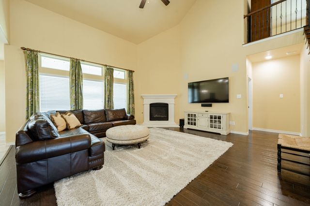 3030 Maverick Drive, Heath, TX 75126