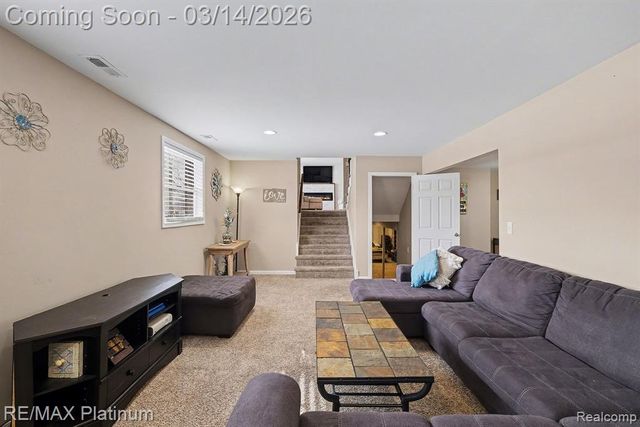 6426 Rustic Ridge Trail, Grand Blanc, MI 48439