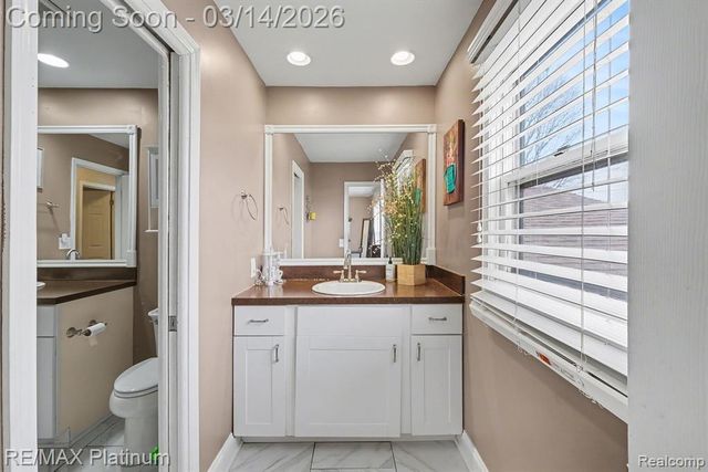 6426 Rustic Ridge Trail, Grand Blanc, MI 48439