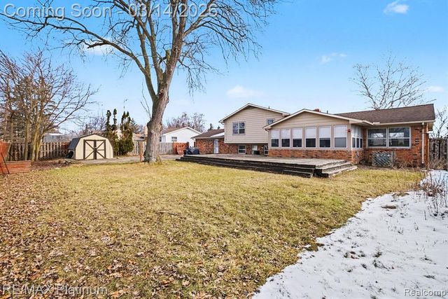 6426 Rustic Ridge Trail, Grand Blanc, MI 48439